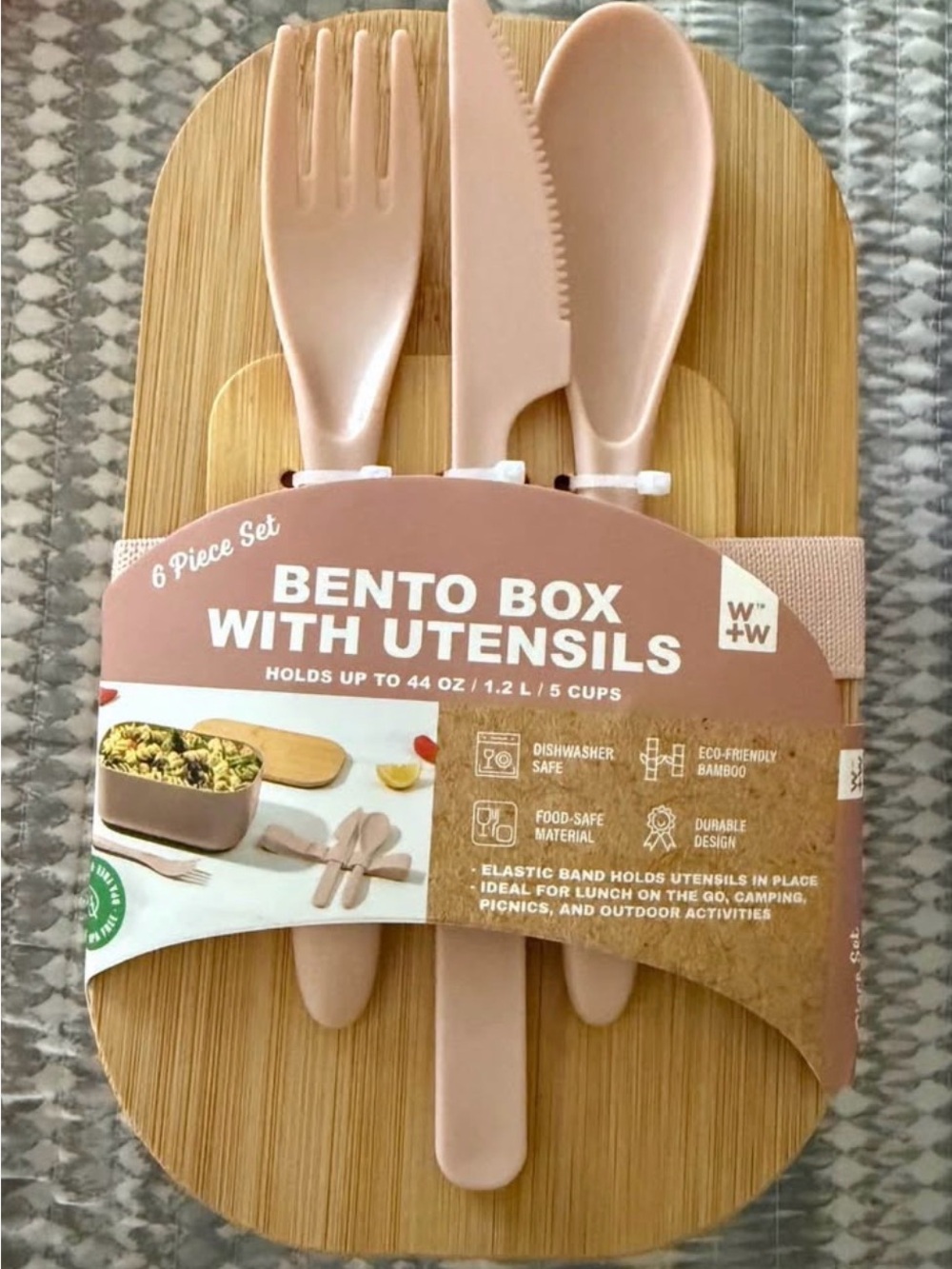 Bento Box with Utensils - Blush Pink